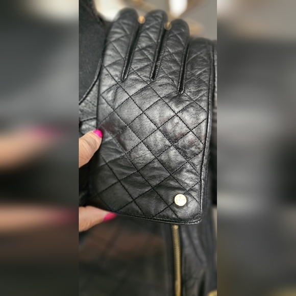 IMAN Global Chic Leather Jacket with Matching Driving Gloves - Picture 9 of 13